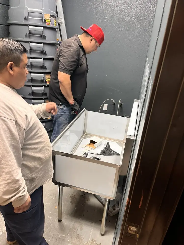 Commercial plumbing and sink installation in Grenoble